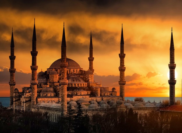 ISTANBUL ESSENTIALS